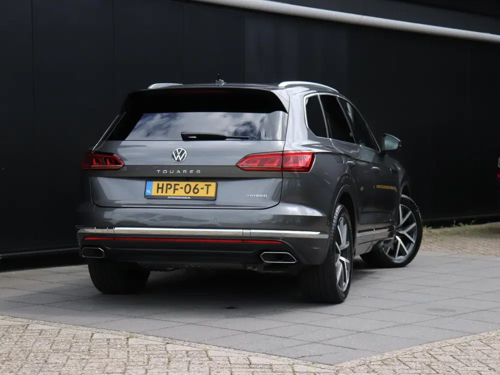 Volkswagen Touareg 3.0 TSi 4MOTION uit 2021, foto 3