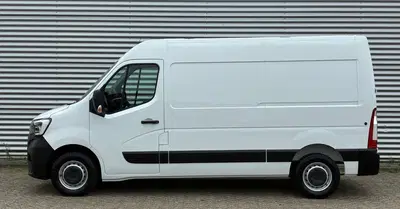 Renault Master GB 2.3 dCi 135pk L2h2 T35 FWD 2024 Wit uit 2024