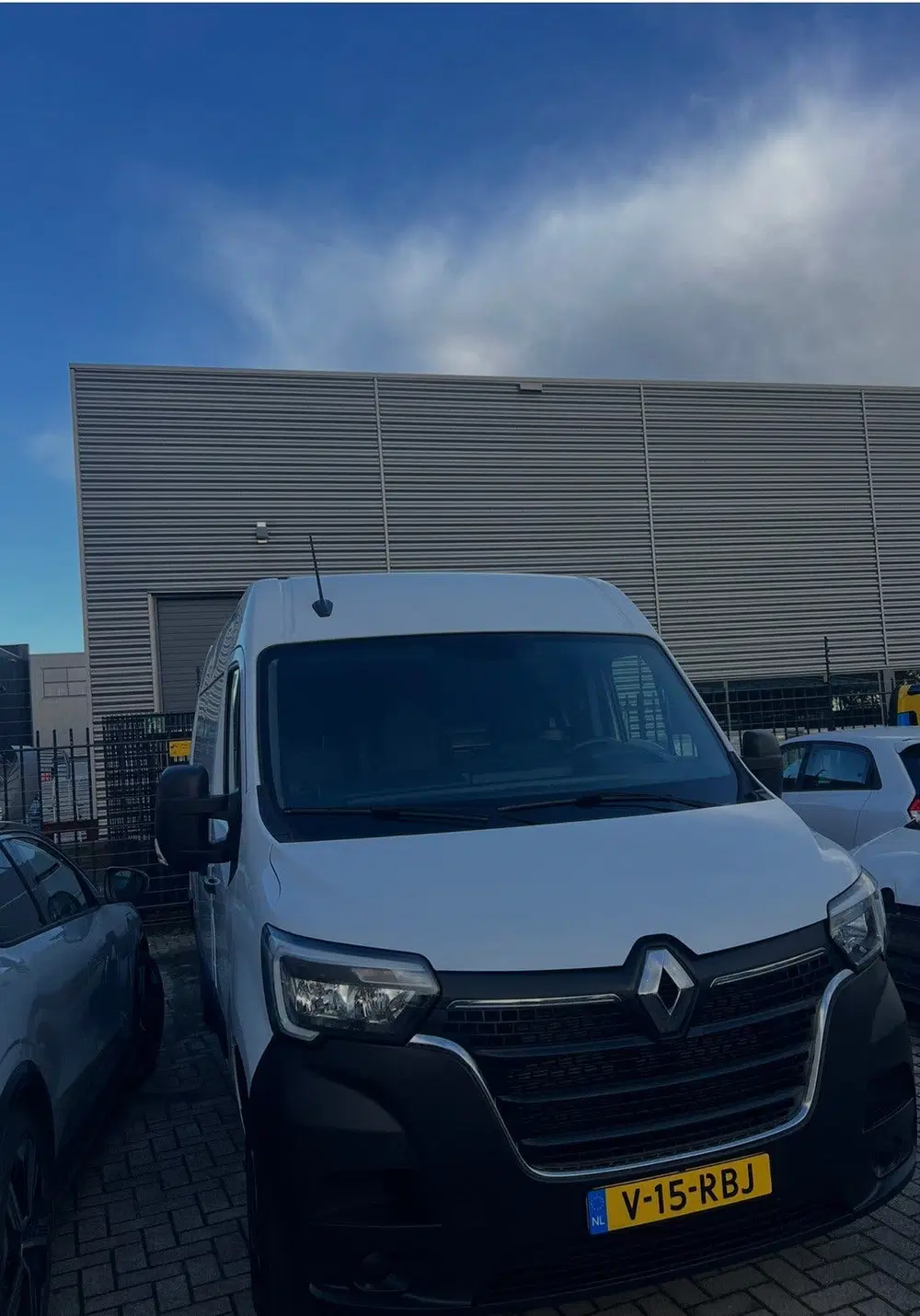 Renault Master GB 2.3 dCi 135pk L2h2 T35 FWD 2024 Wit uit 2024, foto 2