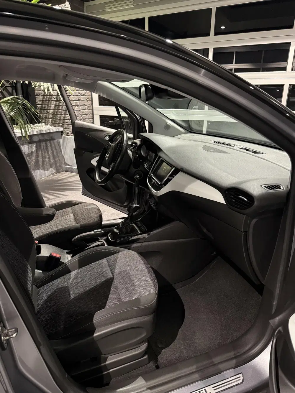 Opel Crossland 1.2 Turbo Edition uit 2020, foto 6