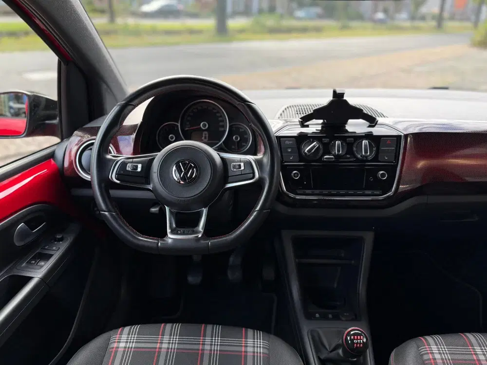 Volkswagen up! GTi 1.0 TSI 115PK 5D 2019 uit 2019, foto 9