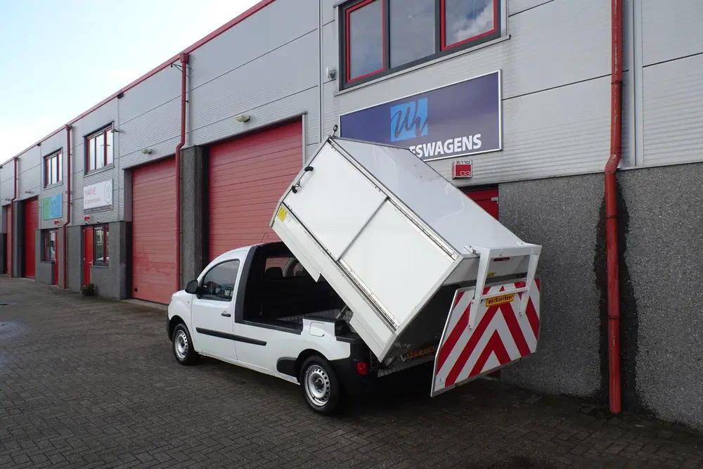 Renault Kangoo 1.5 Blue dCi 95 Comfort Maxi kipper uit 2022, foto 2