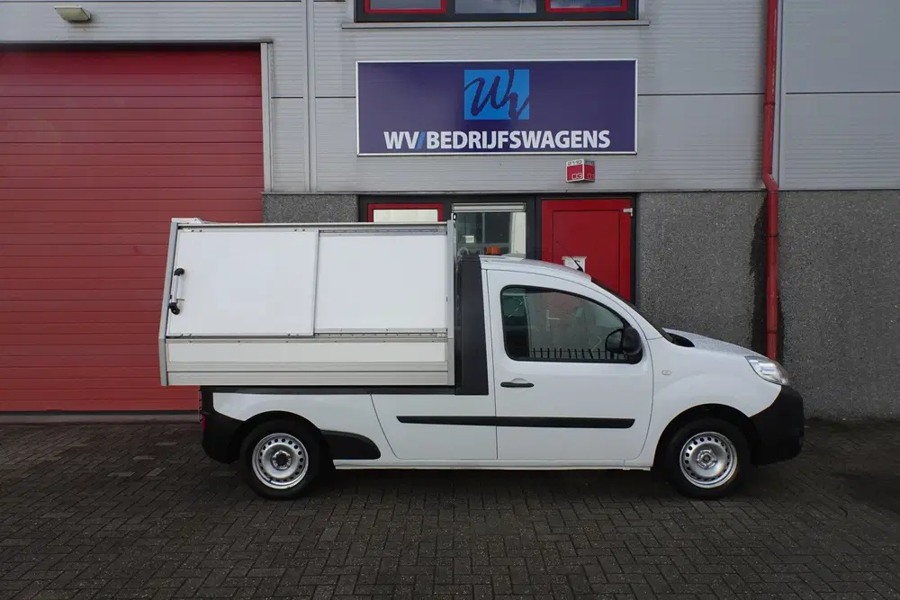 Renault Kangoo 1.5 Blue dCi 95 Comfort Maxi kipper uit 2022, foto 7