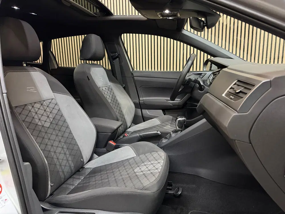 Volkswagen Taigo 1.0 TSI R-Line 2022 DSG IQ-LIGHT PANO CAME uit 2022, foto 14