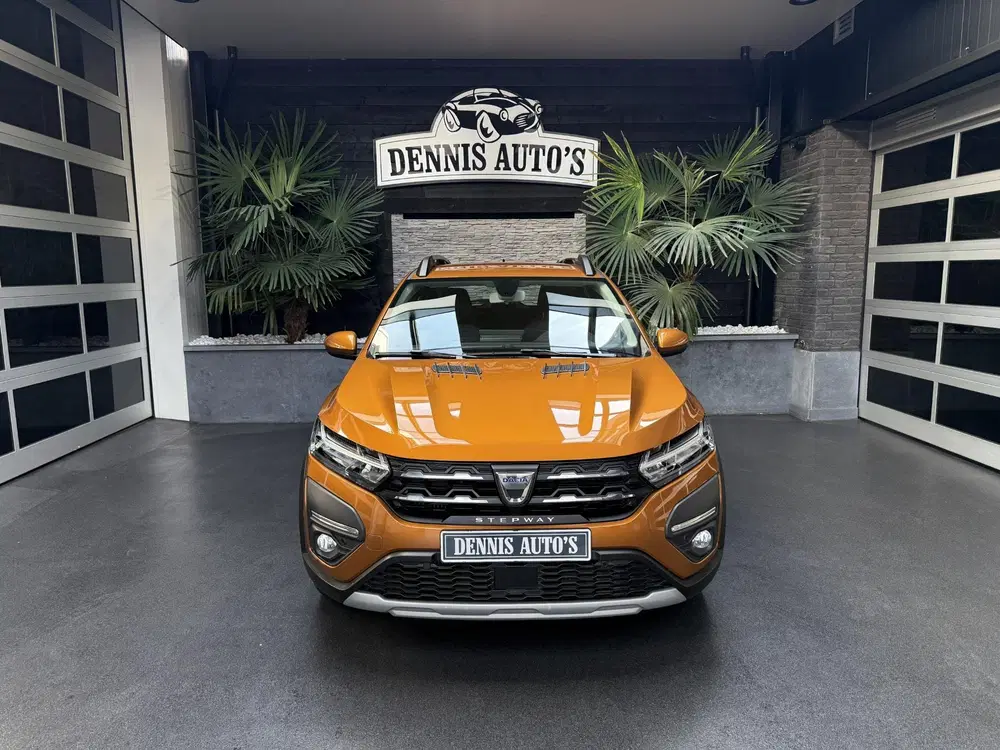 Dacia Sandero 1.0 TCe 90 Comfort Automaat uit 2021, foto 2