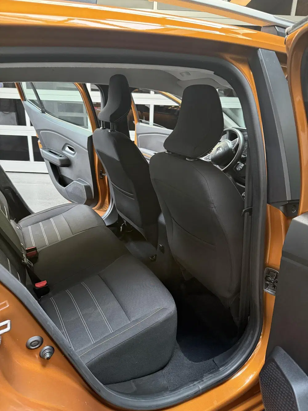 Dacia Sandero 1.0 TCe 90 Comfort Automaat uit 2021, foto 7
