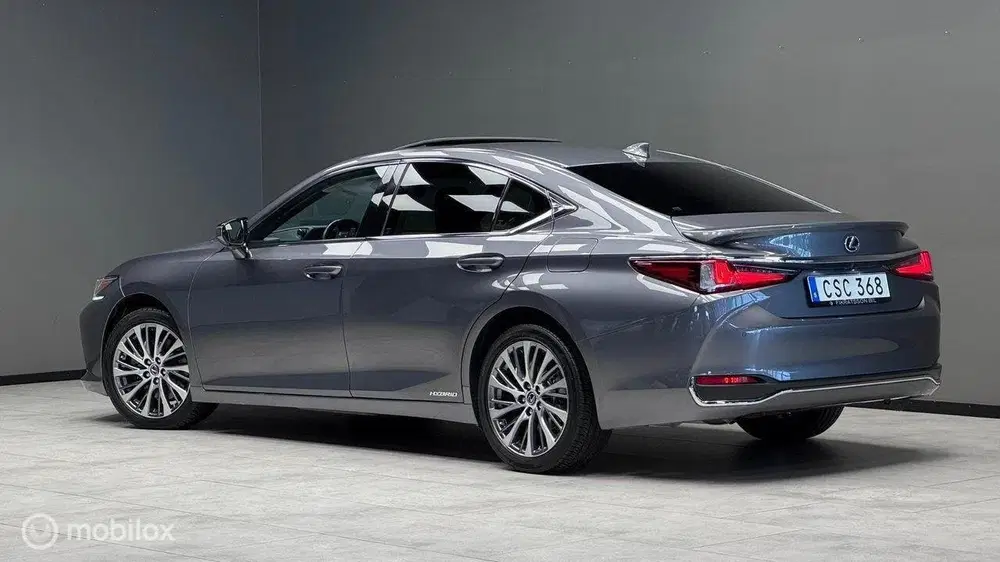 Lexus ES 300h Executive Line uit 2021, foto 3