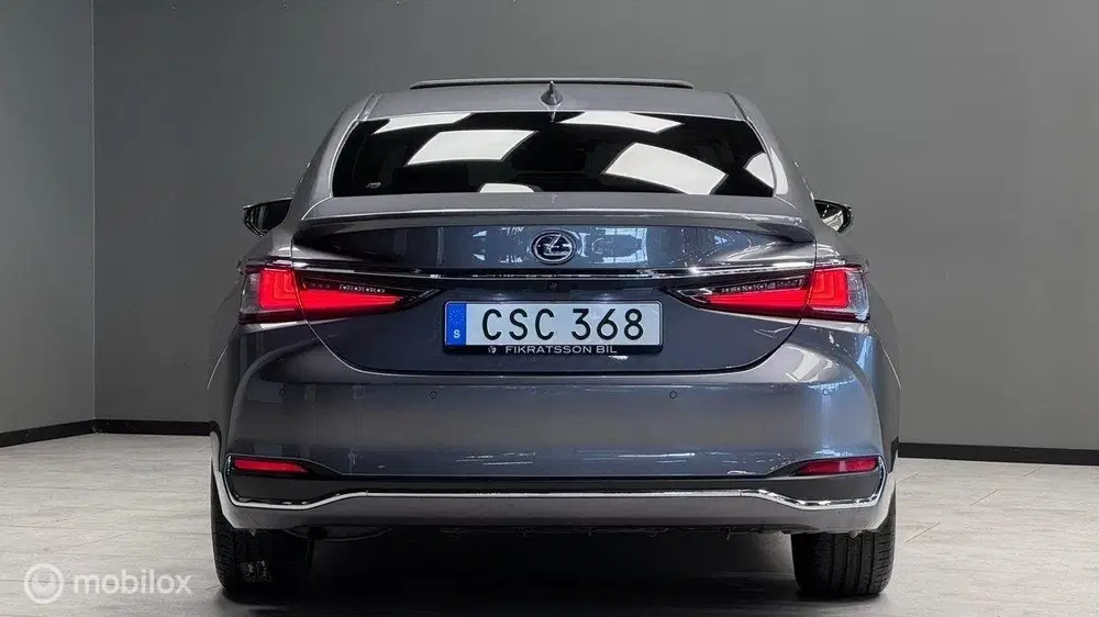 Lexus ES 300h Executive Line uit 2021, foto 7