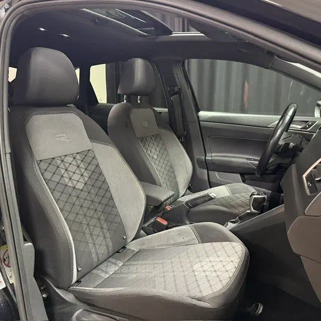 Volkswagen Taigo 1.0 TSI R-Line PANO uit 2022, foto 14