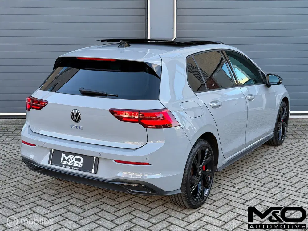 Volkswagen Golf 1.4 eHybrid GTE Black Style uit 2022, foto 2