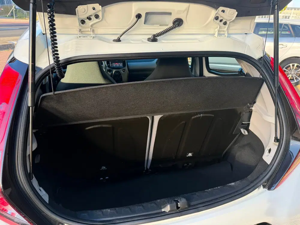 Toyota Aygo 1.0 VVT-i x-play AUTOMAAT uit 2020, foto 11