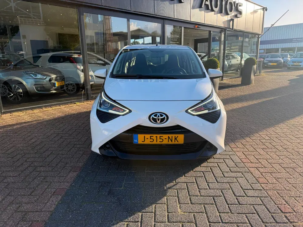 Toyota Aygo 1.0 VVT-i x-play AUTOMAAT uit 2020, foto 5