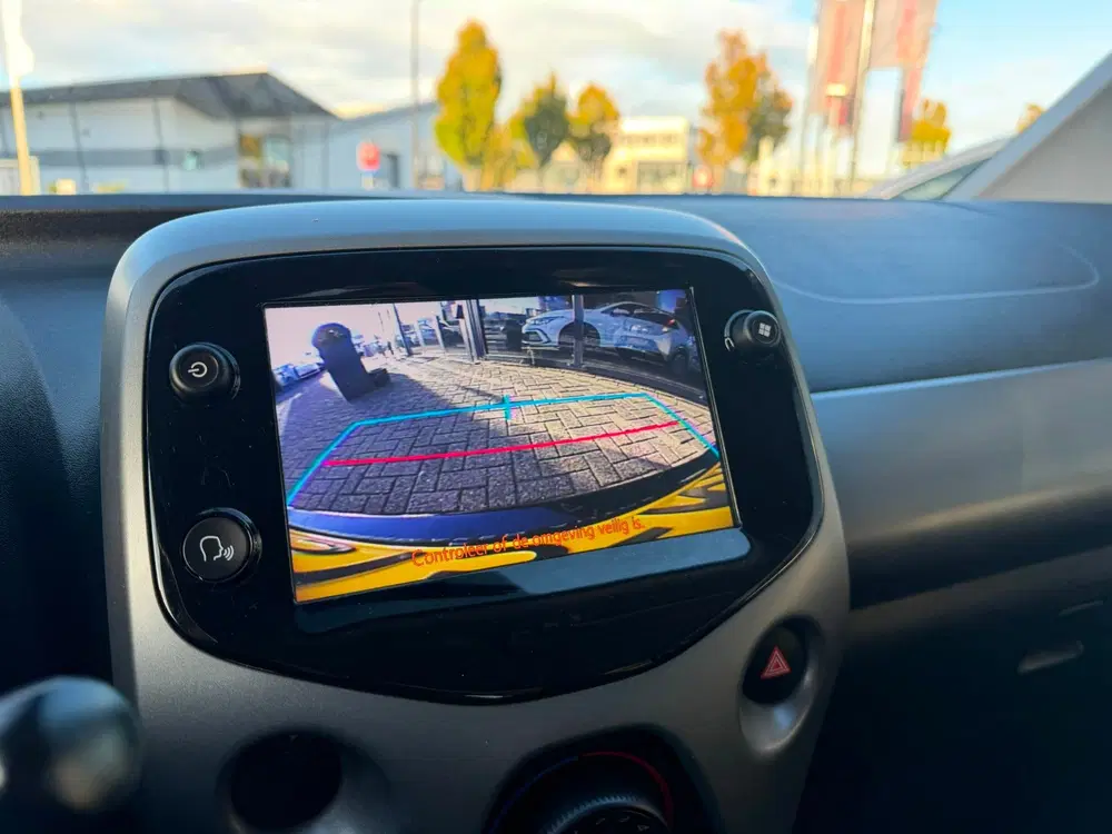 Toyota Aygo 1.0 VVT-i x-play AUTOMAAT uit 2020, foto 7
