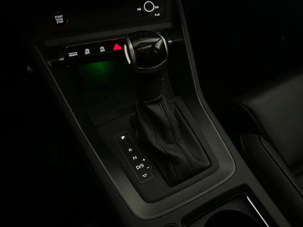 Audi RS Q3 2.5 TFSI Pano uit 2023, foto 15
