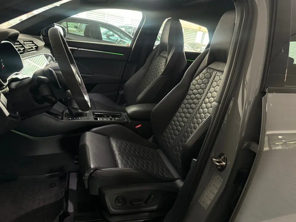 Audi RS Q3 2.5 TFSI Pano uit 2023, foto 6