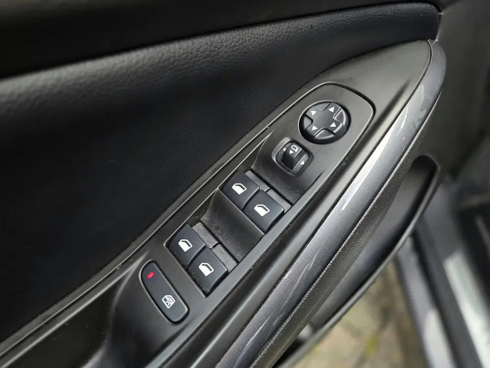 Opel Grandland 1.2 Turbo Business Executive uit 2019, foto 13