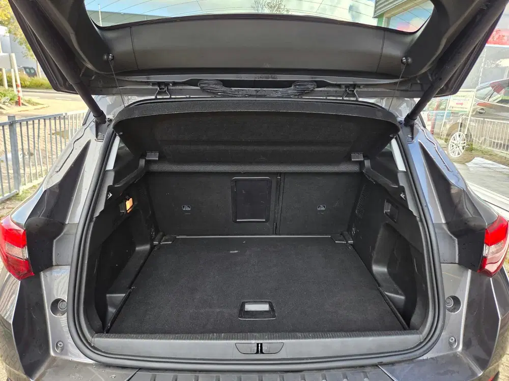 Opel Grandland 1.2 Turbo Business Executive uit 2019, foto 9