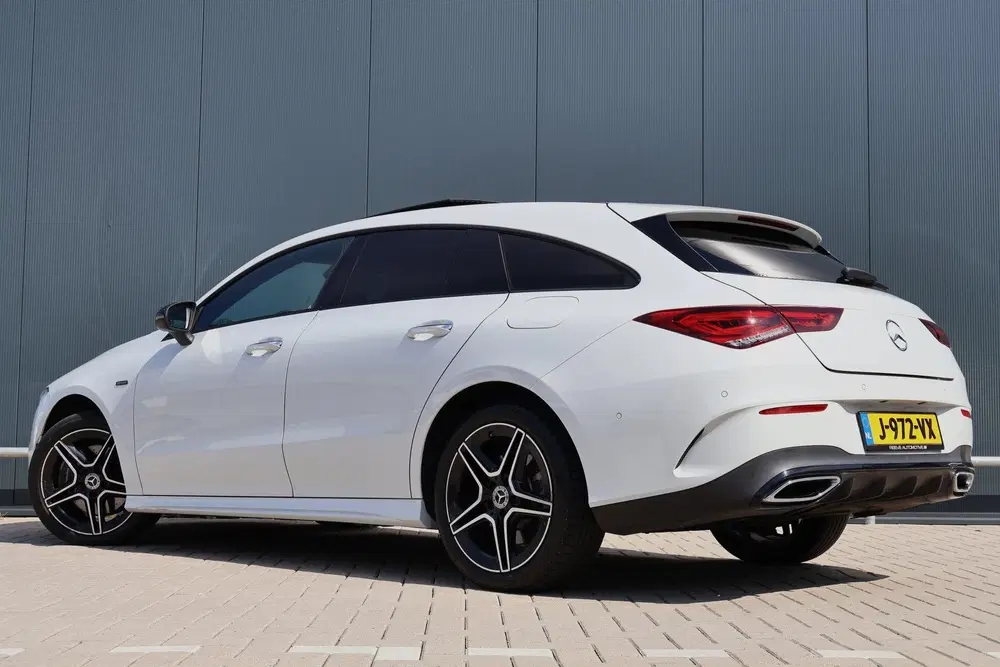 Mercedes-Benz CLA 250 e AMG Limited uit 2020, foto 7
