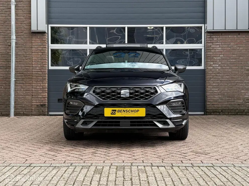 SEAT Ateca 1.5 TSI FR Panodak Virtual Navi Carplay 36 uit 2020, foto 8