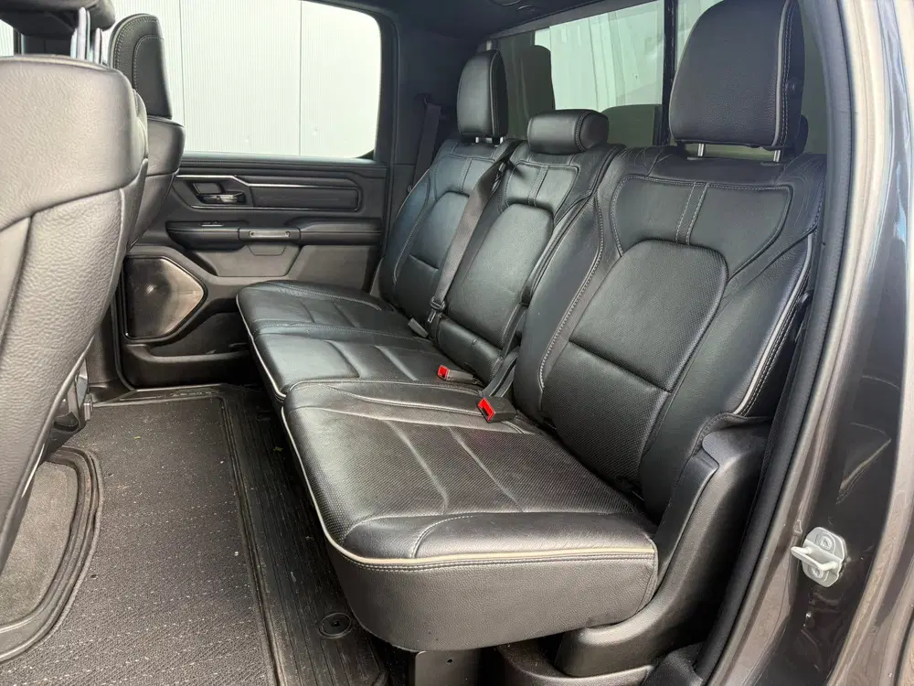 Dodge RAM 2024 Zwart uit 2024, foto 13