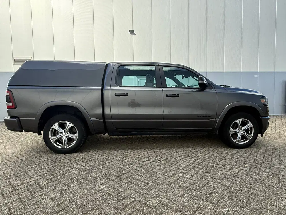 Dodge RAM 2024 Zwart uit 2024, foto 5