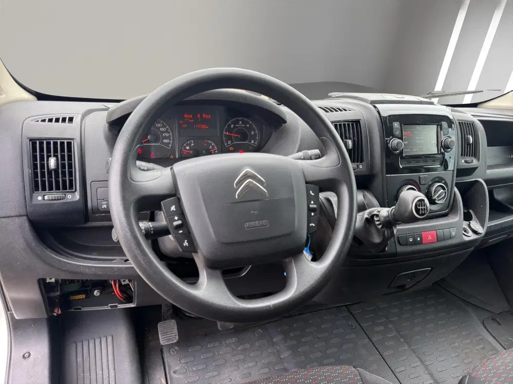 Citroën Jumper Citroen Jumper 30 2.2 BlueHDi 140 L2H2 Clu uit 2021, foto 15