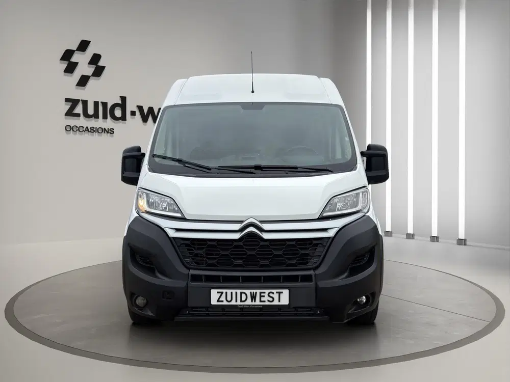 Citroën Jumper Citroen Jumper 30 2.2 BlueHDi 140 L2H2 Clu uit 2021, foto 2