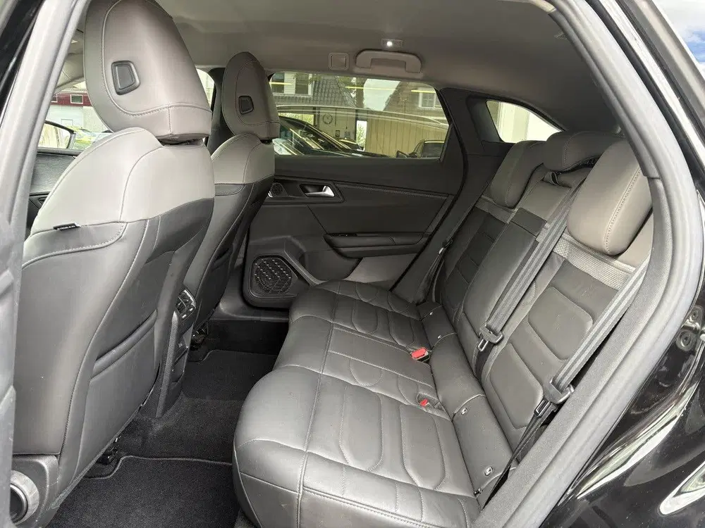Citroën C5 X 1.2T 130pk Automaat Business Plus uit 2022, foto 10
