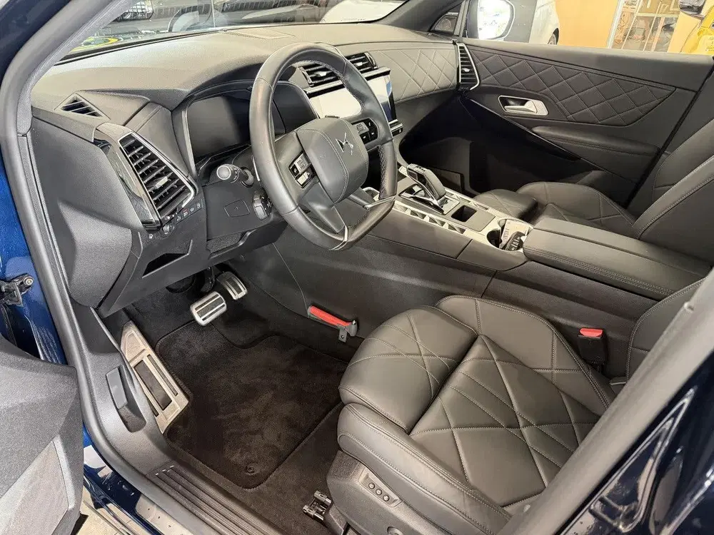 DS Automobiles DS 7 DS DS 7 1.6 PHEV 300 4x4 Pallas Panoramada uit 2025, foto 5