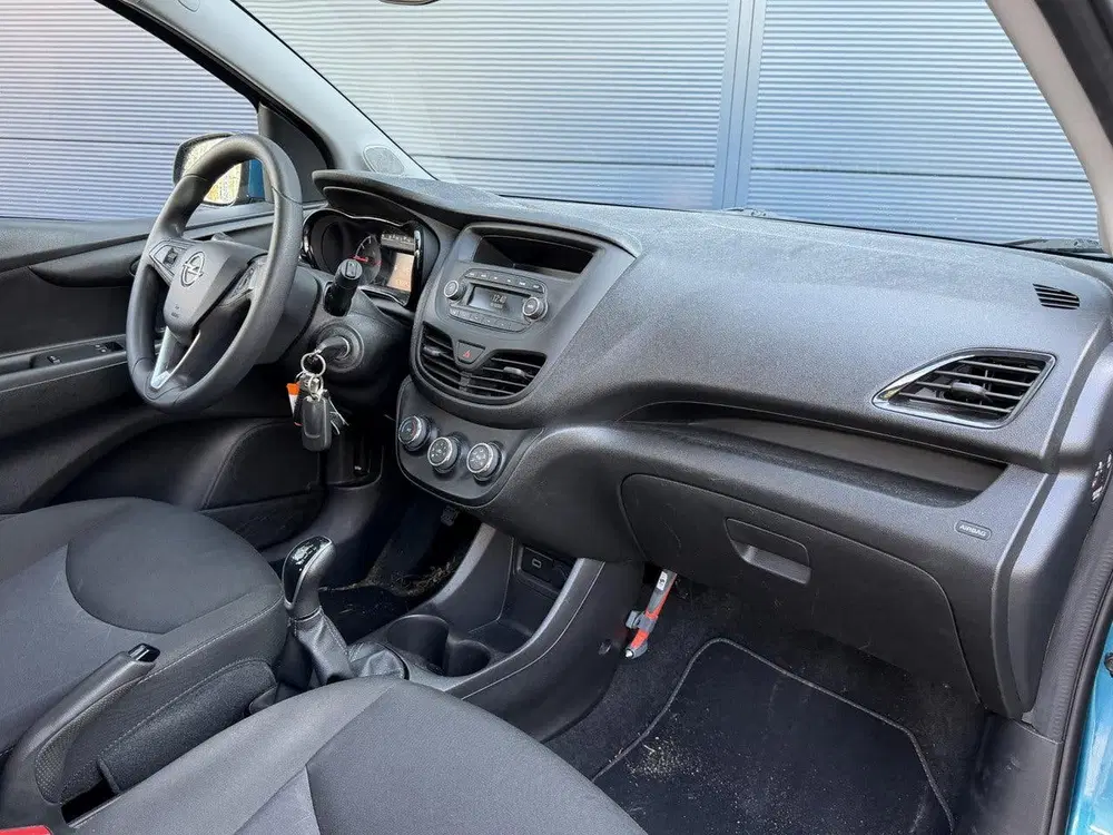 Opel Karl 1.0 ecoFLEX 120 Jaar Edition uit 2019, foto 7