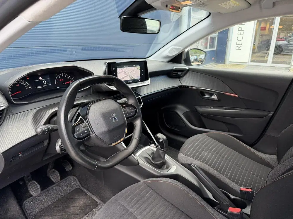 Peugeot 208 1.2 PureTech Active Pack uit 2021, foto 10