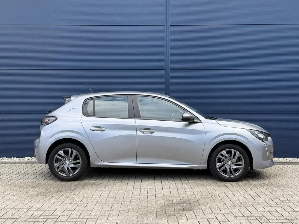 Peugeot 208 1.2 PureTech Active Pack uit 2021, foto 3