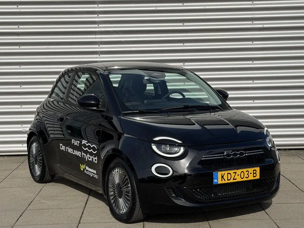 Fiat 500 1.0 Hybrid 65pk Torino Launch Edition uit 2026, foto 3