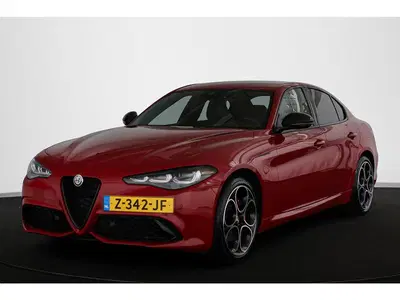 Alfa Romeo Giulia 2.0 T GME AWD Competizione 280PK Facelift uit 2024