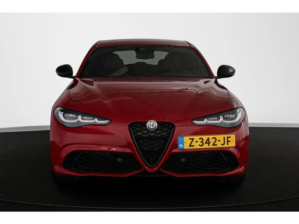 Alfa Romeo Giulia 2.0 T GME AWD Competizione 280PK Facelift uit 2024, foto 13
