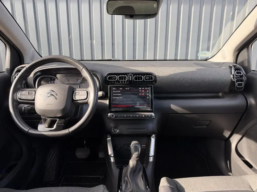 Citroën C3 Aircross 1.2 PureTech Shine Automaat uit 2022, foto 9
