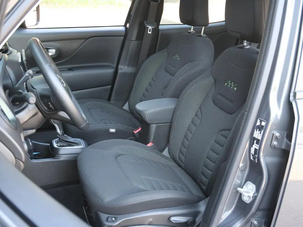 Jeep Renegade 240pk Plug-in Hybrid The North Star uit 2025, foto 14
