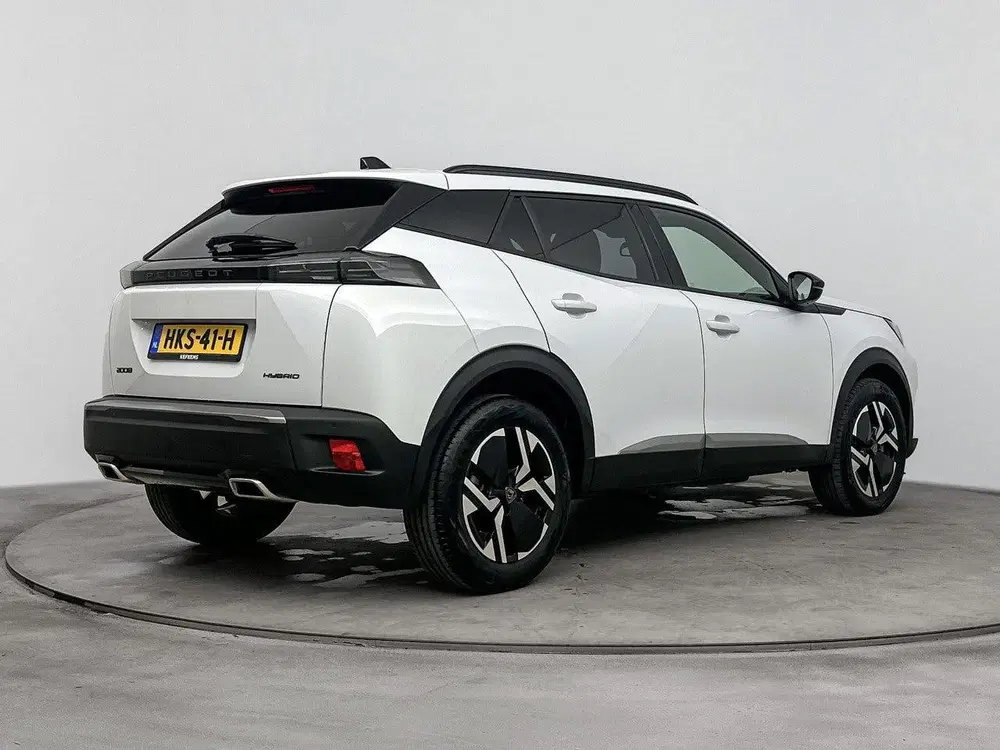 Peugeot 2008 1.2 Hybrid 145 Allure uit 2025, foto 5
