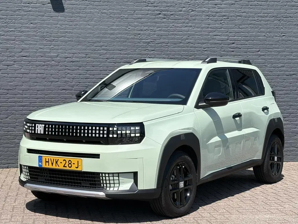 Fiat Grande Panda 1.2 Hybrid ICON uit 2025