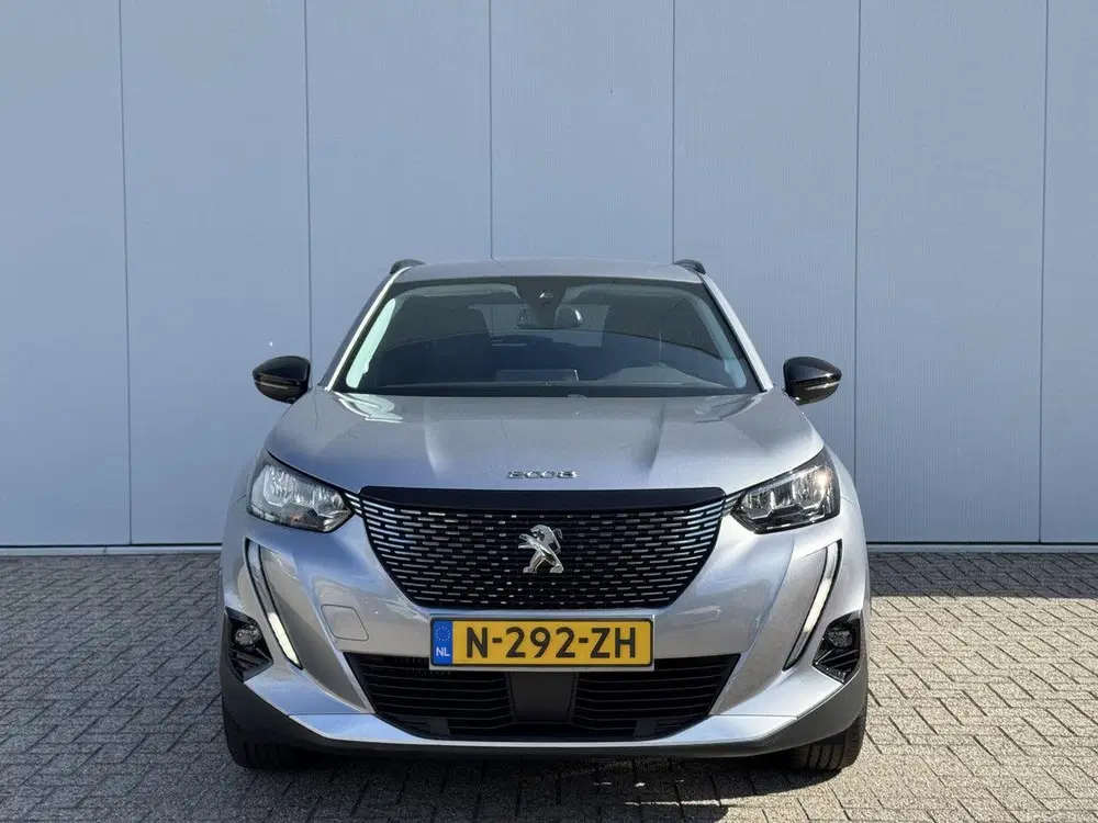 Peugeot 2008 1.2 PureTech Allure uit 2022, foto 2