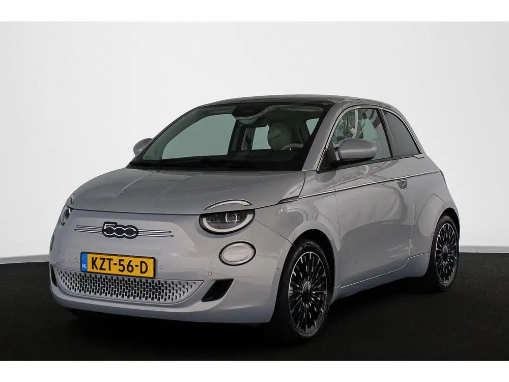 Fiat 500 La Prima 42 kWh Pano Leder Stoelverwarming uit 2024