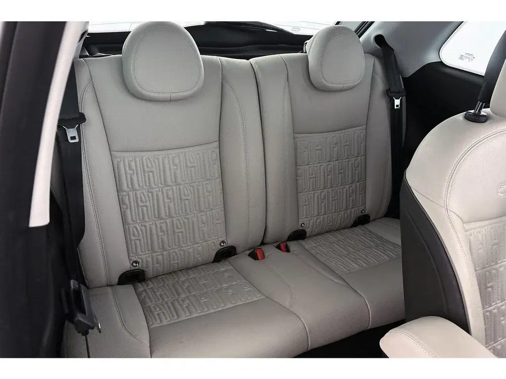 Fiat 500 La Prima 42 kWh Pano Leder Stoelverwarming uit 2024, foto 10