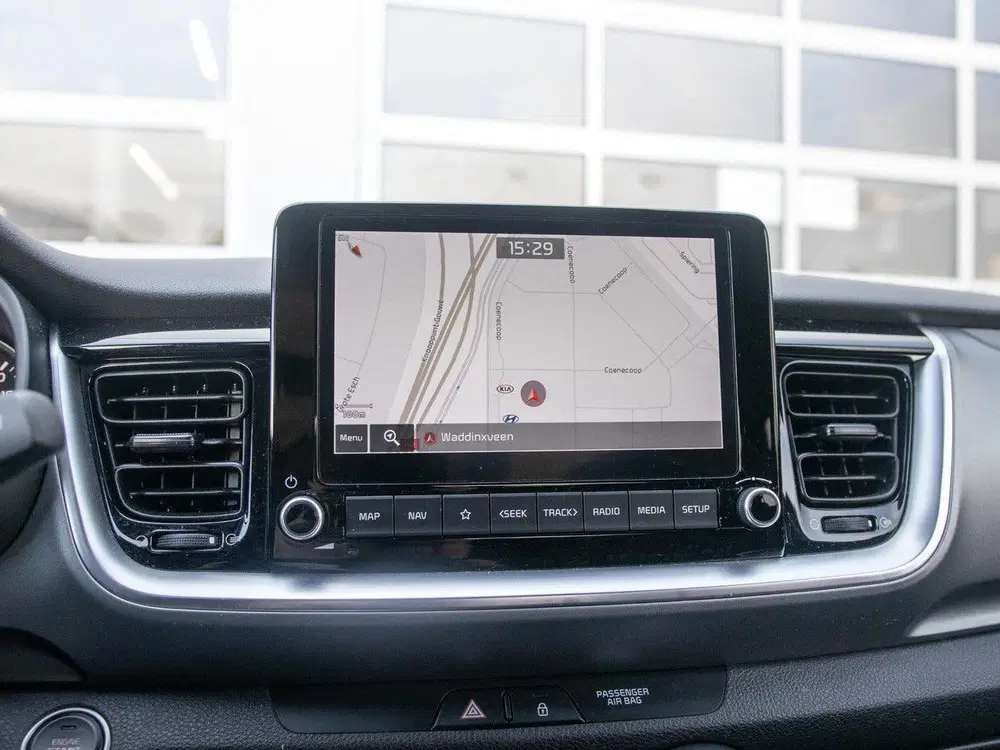 Kia Stonic 1.0 T-GDi MHEV DynamicPlusLine uit 2021, foto 14