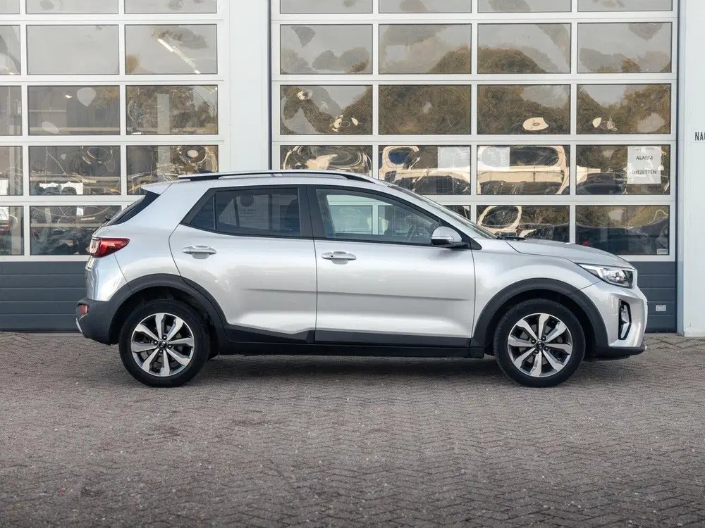 Kia Stonic 1.0 T-GDi MHEV DynamicPlusLine uit 2021, foto 4