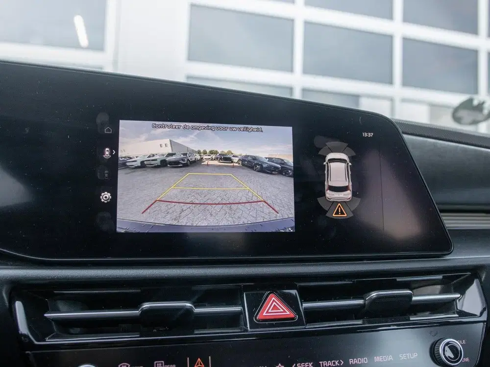 Kia Niro DynamicLine 64.8 kWh uit 2022, foto 15