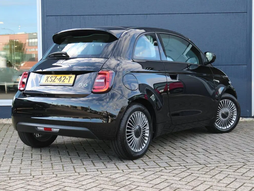 Fiat 500e Icon 42 kWh uit 2023, foto 4