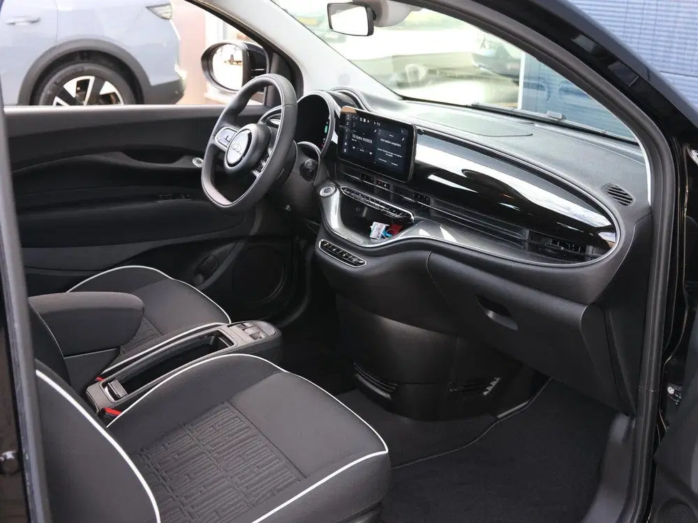 Fiat 500e Icon 42 kWh uit 2023, foto 9