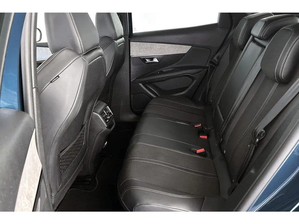 Peugeot 3008 1.2 PureTech GT Black Pack Trekhaak Keyles uit 2022, foto 8