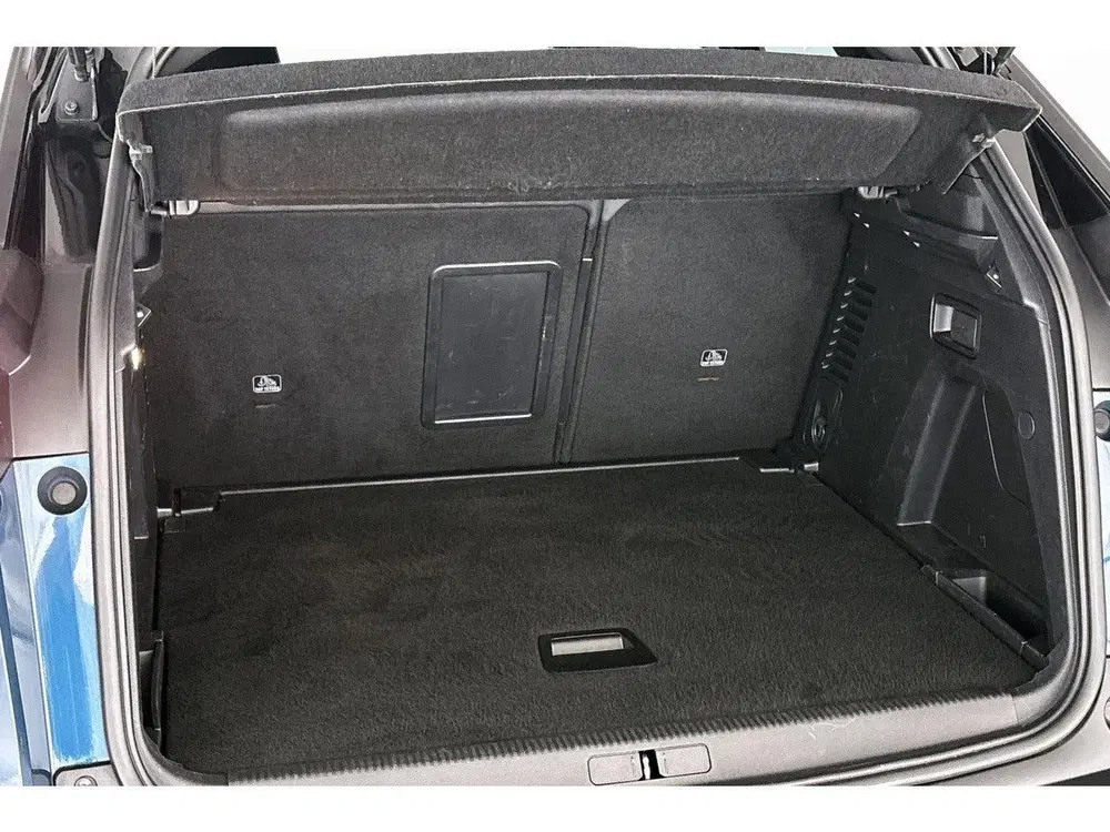 Peugeot 3008 1.2 PureTech GT Black Pack Trekhaak Keyles uit 2022, foto 9