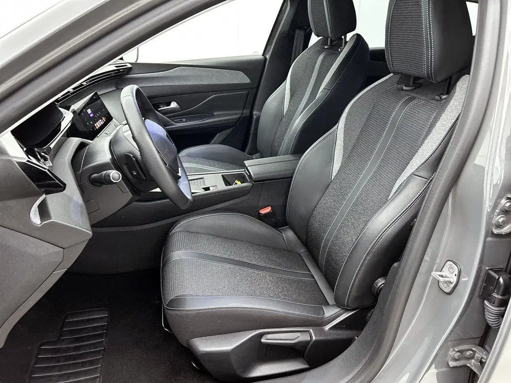 Peugeot 308 SW Allure Hybrid 145pk Automaat uit 2025, foto 10